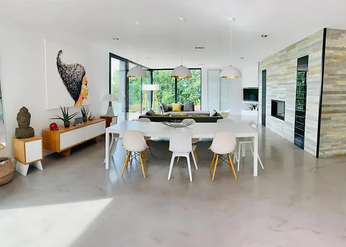 Вилла Superbe Maison 4 A 15 Min De Toulouse Lacroix-Falgarde