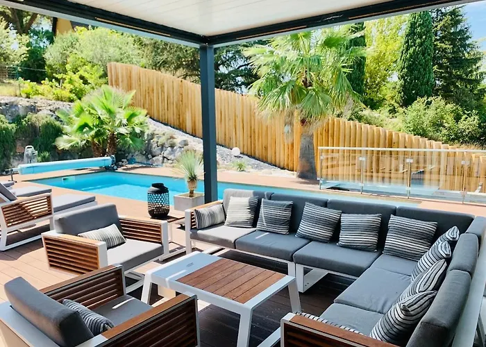 Вилла Superbe Maison 4 A 15 Min De Toulouse Lacroix-Falgarde